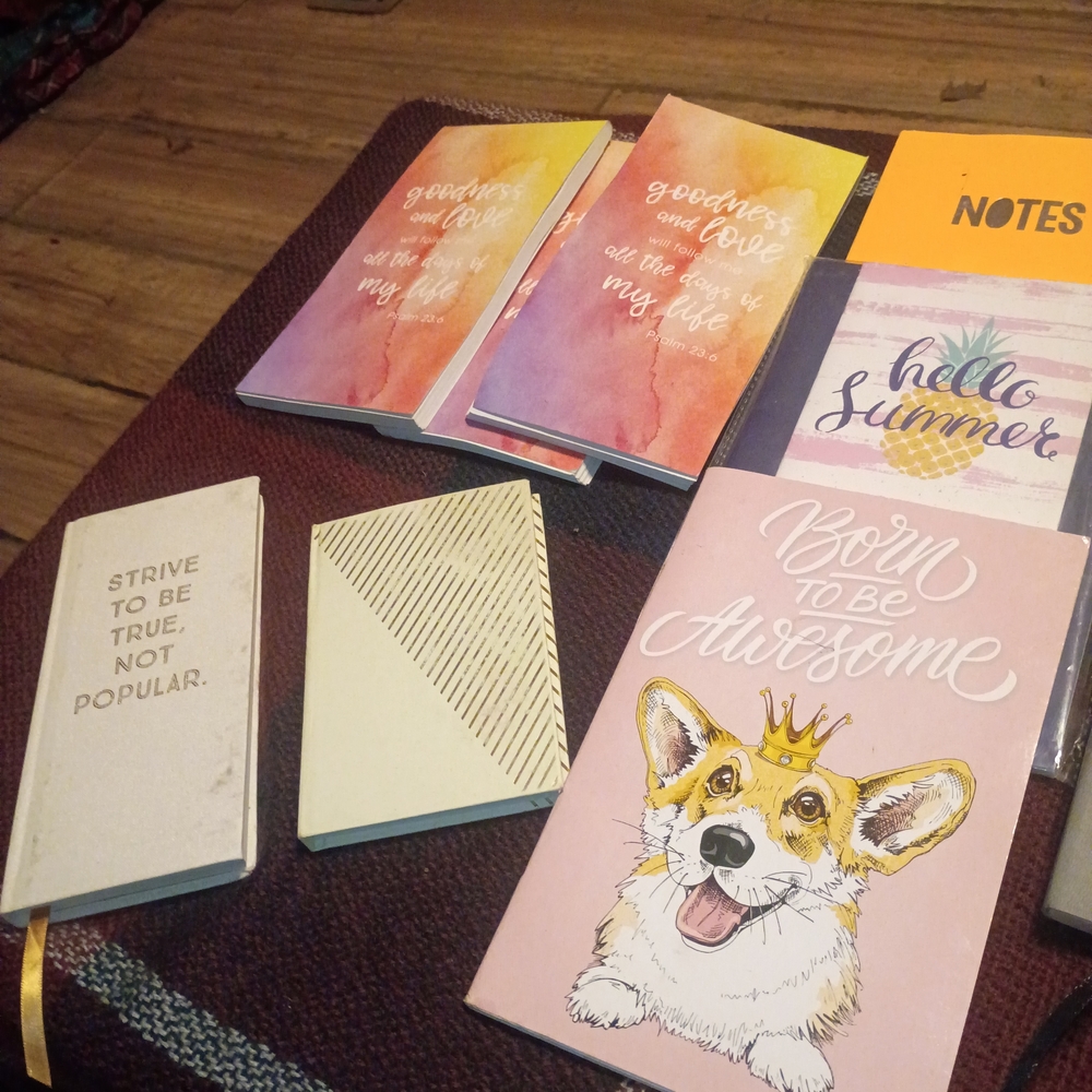 Colorful Notebook Collection - Picture 4 of 9